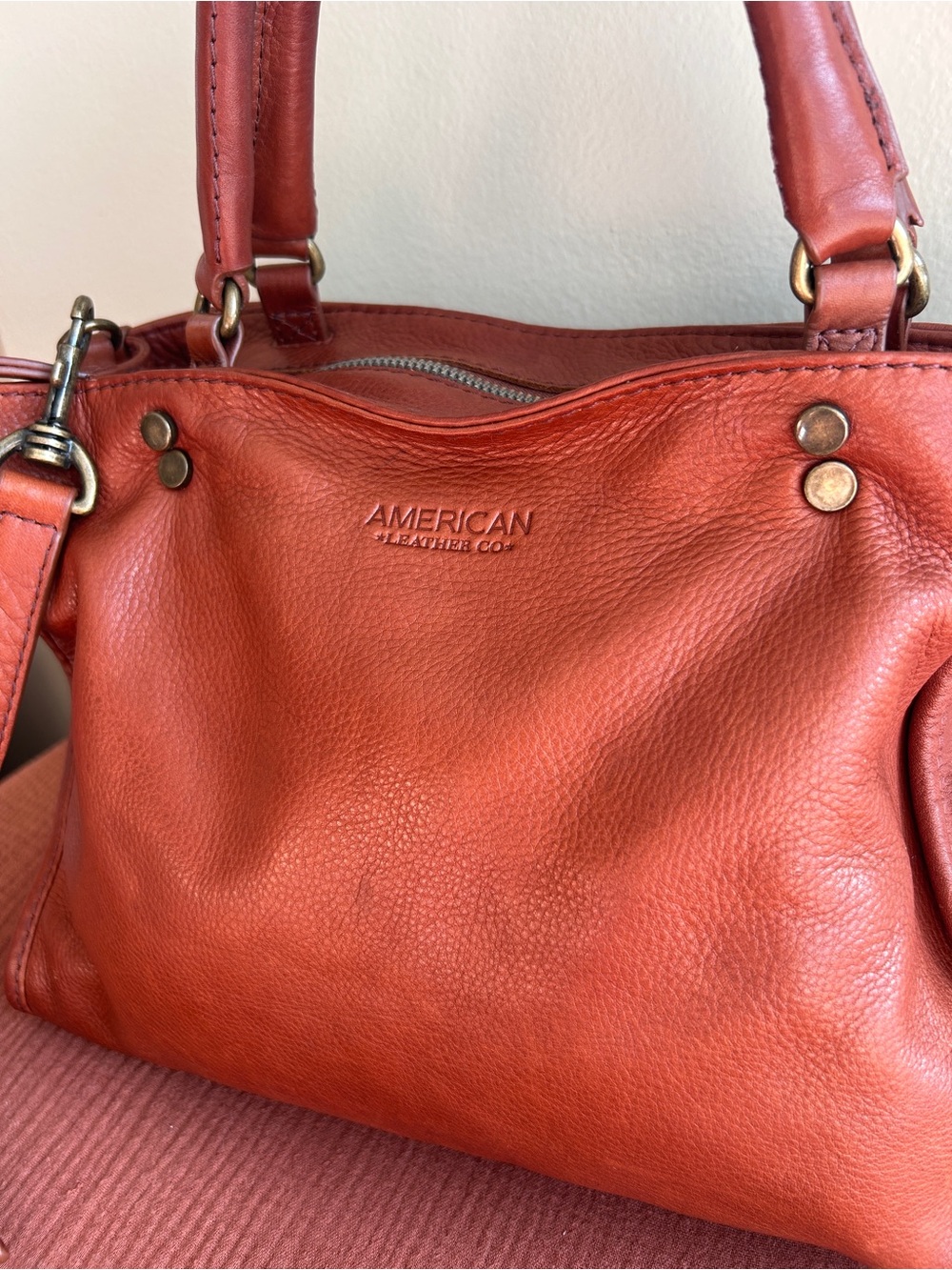 American Leather Co. Shoulder Bag In Cognac Leather - Satchel VGUC - Picture 2 of 9